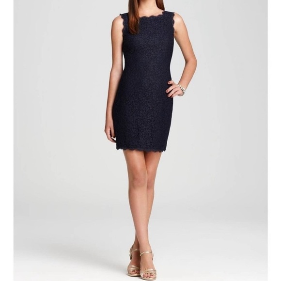 Adrianna Papell Dresses & Skirts - Adrianna Papell Sleeveless Lace Dress